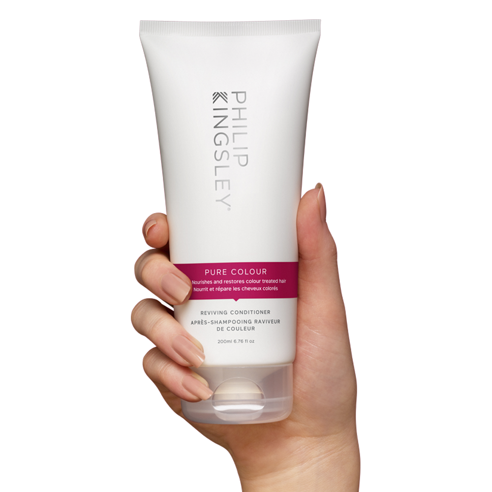 PK_HAND_PURE_COLOUR-CONDITIONER-200ML-IN_HAND-RGB