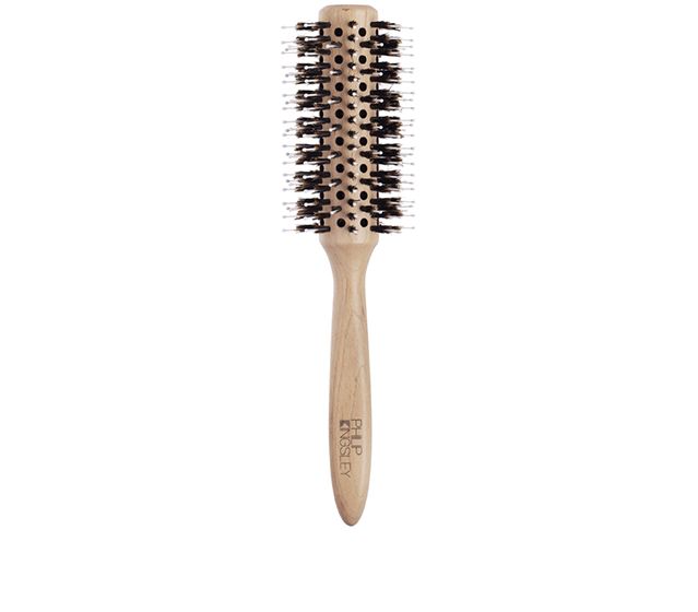 Radial brush clearance
