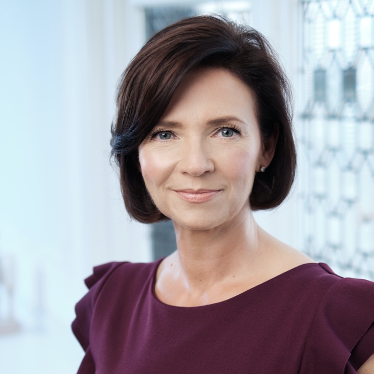 LISA CADDY <span style="font-size:10px">MIT MRSPH</span> Team3-762